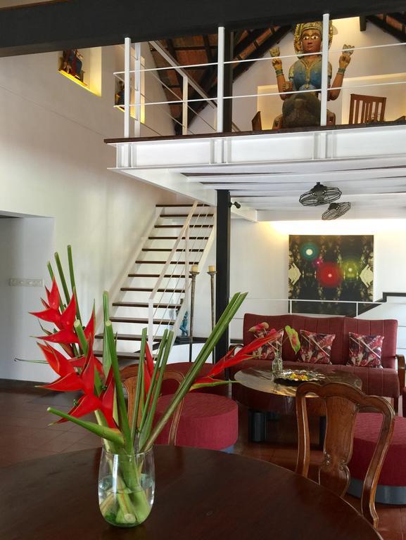 Trinity At Fort Cochin Kochi Exterior photo